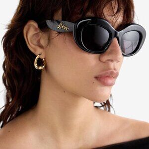 Loewe LW40153I 01A Sunglasses Shiny Black Cat Eye Frame, Smoke Lenses